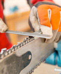 CHAINSAW BLADE SHARPEN - ON SAW